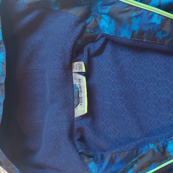 Free Country Youth 5/6 jacket in black and blue - Picture 5 of 6